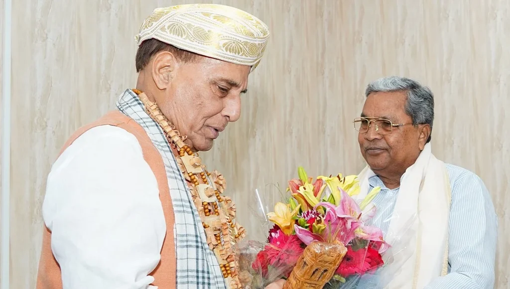 kannadaprabha_2025-07-09_9b6f3pz4_siddu-rajnath.webp